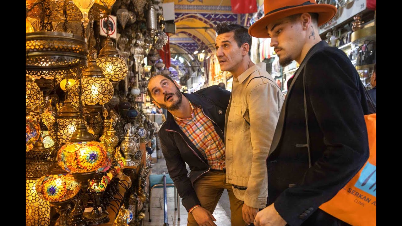 Por los pelos: Una historia de autoestima en el reparto