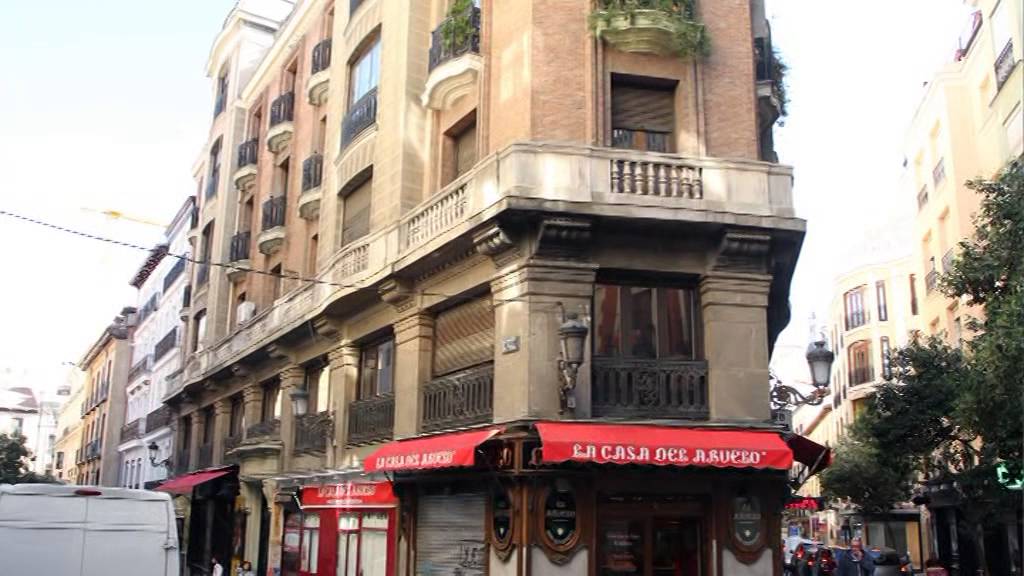 Explorando el gabinete de historia natural
